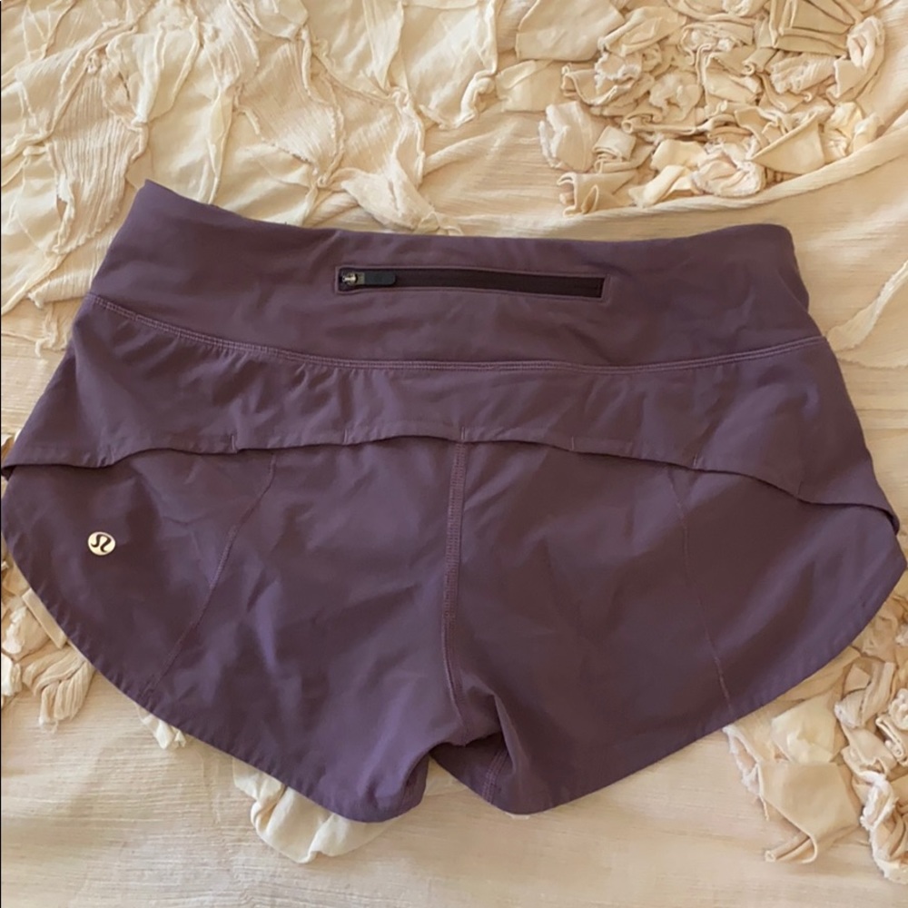 Lululemon running shorts size 4